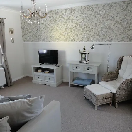 Cottage Ferienwohnung Mit Seeblick Caputh Zewnętrze zdjęcie